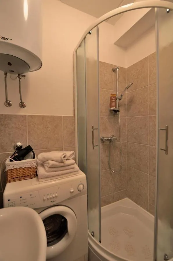 Apartments Maja Штиньян