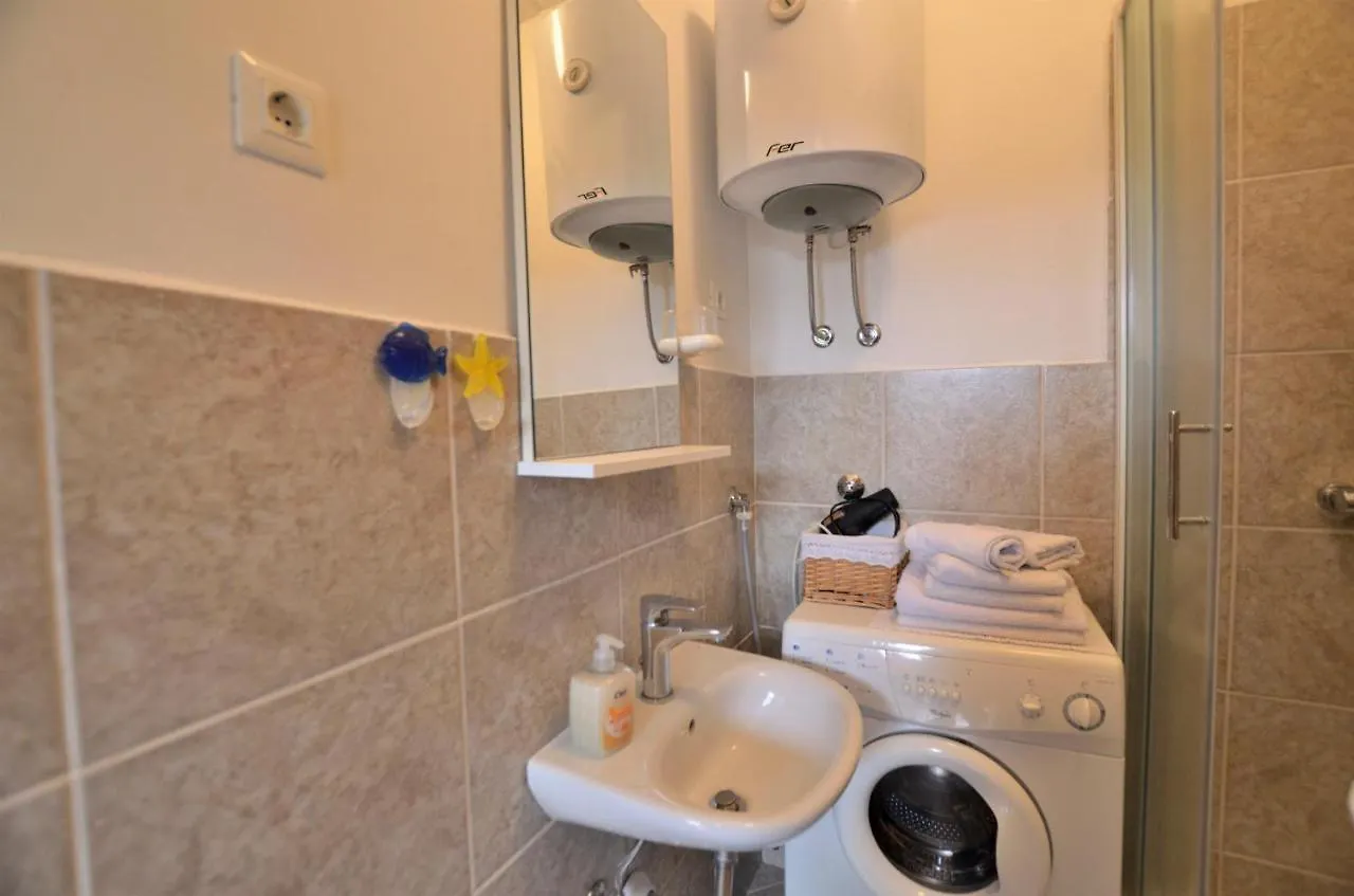 Apartments Maja Штиньян
